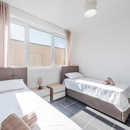 Coastal Haven Talea By Pikhost Apartament