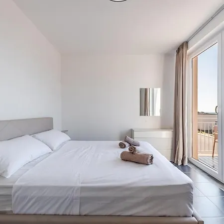 Coastal Haven Talea By Pikhost *