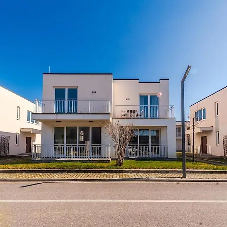 Coastal Haven Talea By Pikhost Apartament Tale