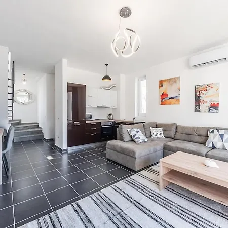 Coastal Haven Talea By Pikhost *