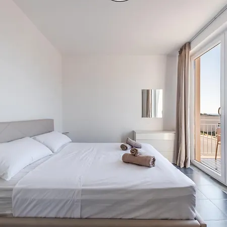 公寓 Coastal Haven Talea By Pikhost *