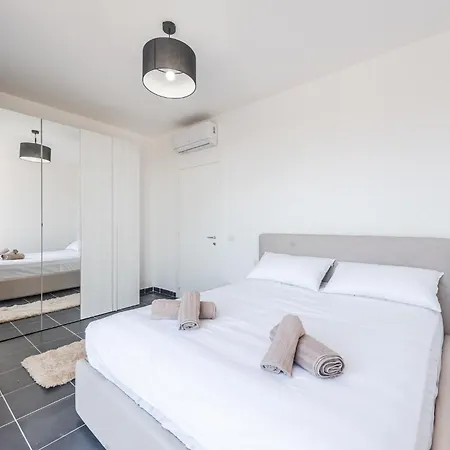 Appartamento Coastal Haven Talea By Pikhost