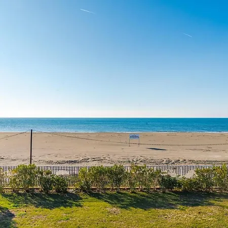 Apartment Coastal Haven Talea Tale