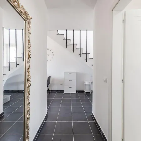 Apartamento Coastal Haven Talea By Pikhost