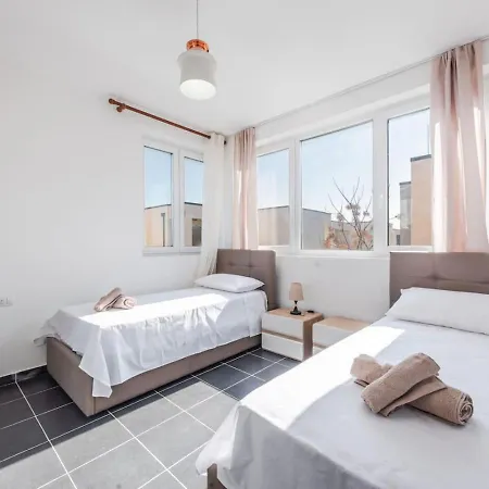Coastal Haven Talea By Pikhost Apartamento *