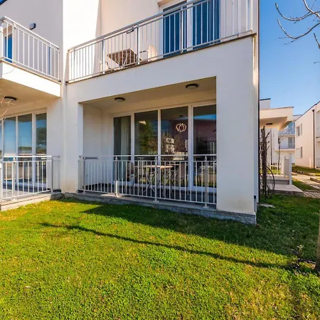 Coastal Haven Talea By Pikhost Apartamento Tale