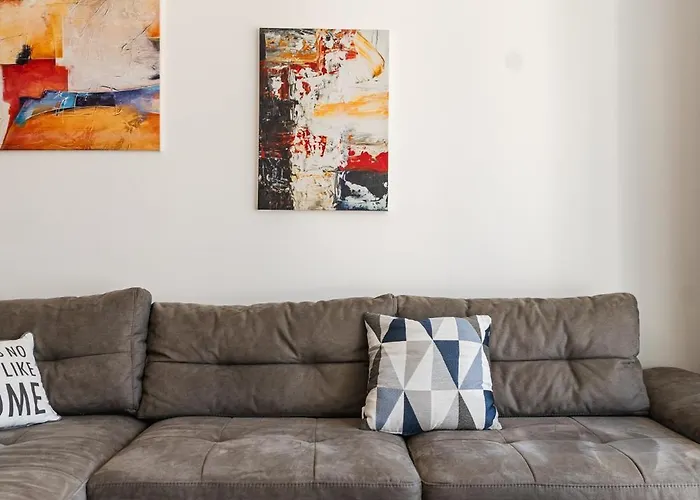 Coastal Haven Talea By Pikhost דירה Tale