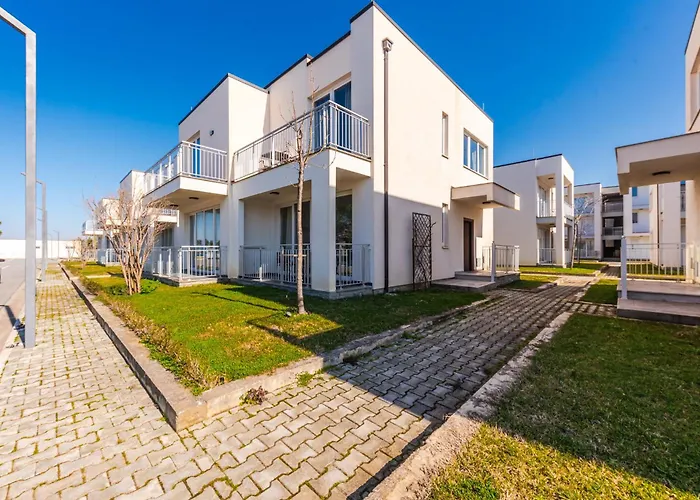 דירה Coastal Haven Talea By Pikhost Tale